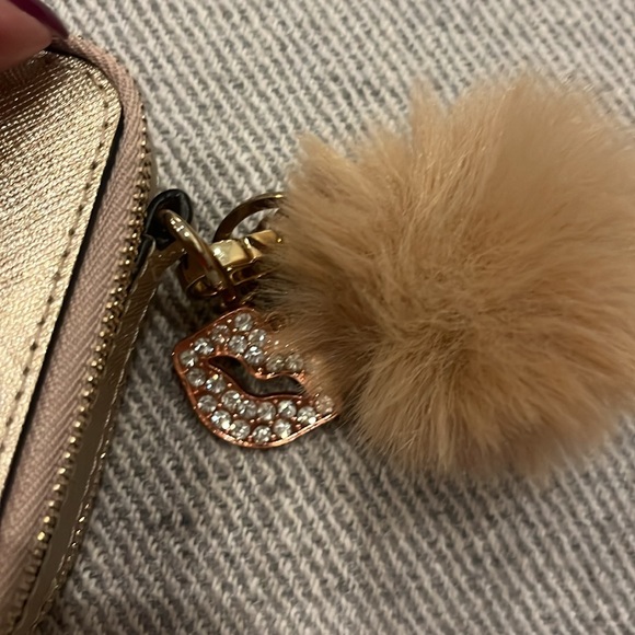 MICHAEL KORS GOLD CROSSBODY - Picture 2 of 8
